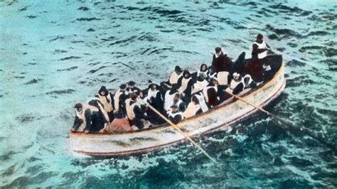 Evacuación del Titanic y botes salvavidas