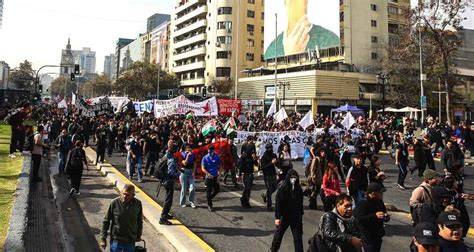 Marcha estudiantil en Santiago