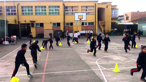 Clase de educación física en Chile