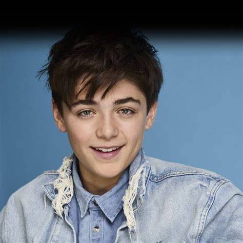 Asher Angel sesión fotográfica oficial