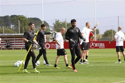 entrenamiento del Sporting en Mareo