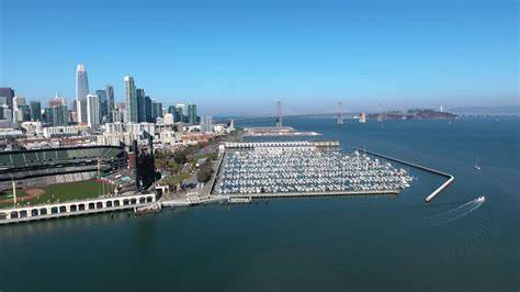 Oracle Park y la bahía de San Francisco