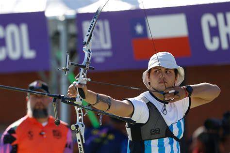 Esteban Rau arquero de Flecha Azul