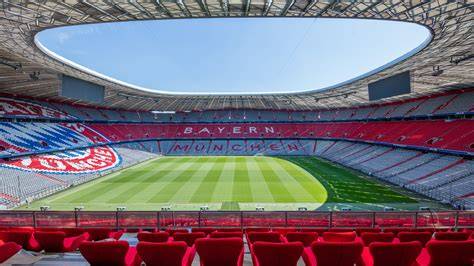 Interior del Allianz Arena gradas