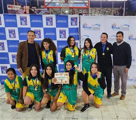 Basili Kapowski campeón de básquetbol