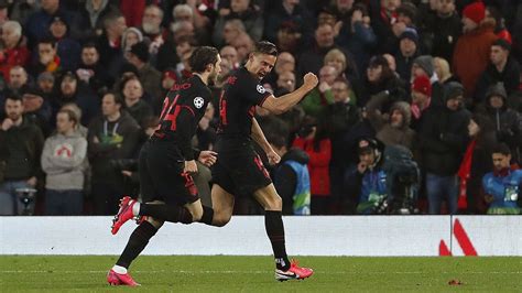 Marcos Llorente marca en Anfield