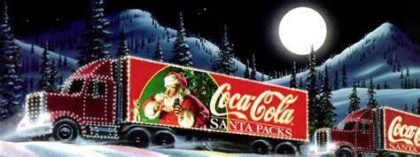 Camiones iluminados de Coca-Cola en Navidad