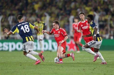 Fenerbahçe disputa playoff de Champions