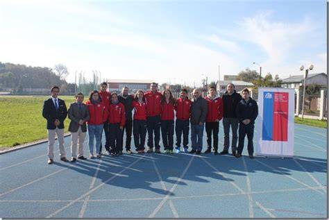 Reconocimiento a deportistas universitarios chilenos