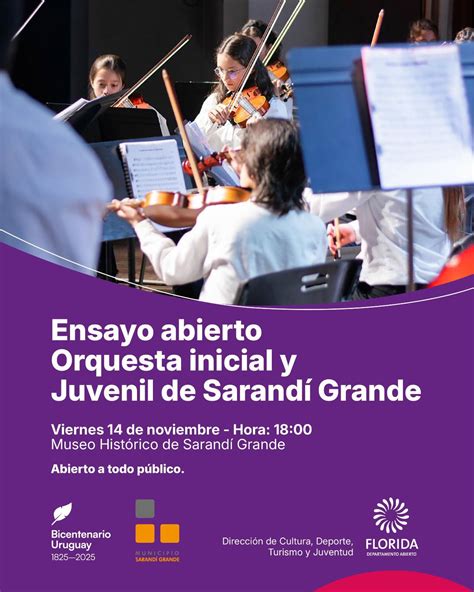 Ensayo de orquesta juvenil escolar
