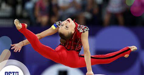 Taisiia Onofriichuk gimnasia rítmica con balón