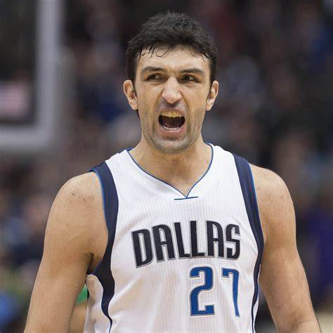 Estatura de Zaza Pachulia comparada con jugadores