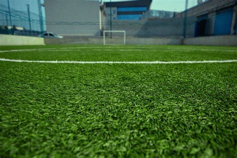 Cancha de fútbol Las Torres con césped artificial