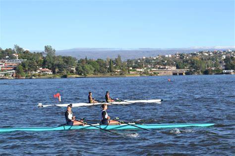 Regata de remo coastal en Lago Llanquihue