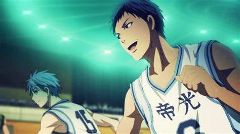 Tip Off Aomine y Kuroko en Teikō