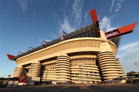 Estadio San Siro partido AC Milan