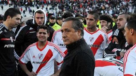 Descenso de River Plate en 2011