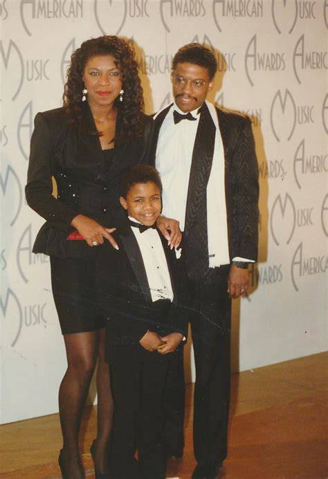 Robert Yancy junto a Natalie Cole