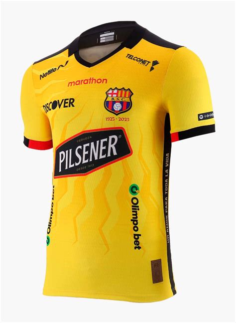 Arquero de Barcelona SC camiseta blanca