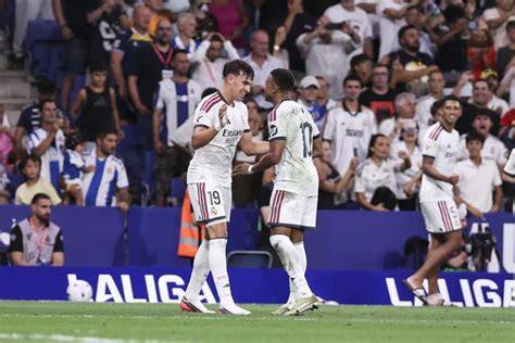 Real Madrid celebra gol ante Espanyol