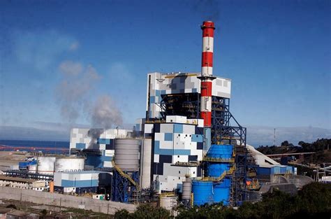 Central termoeléctrica Bocamina en Coronel