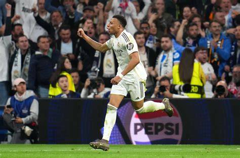 Real Madrid celebra remontada en Champions