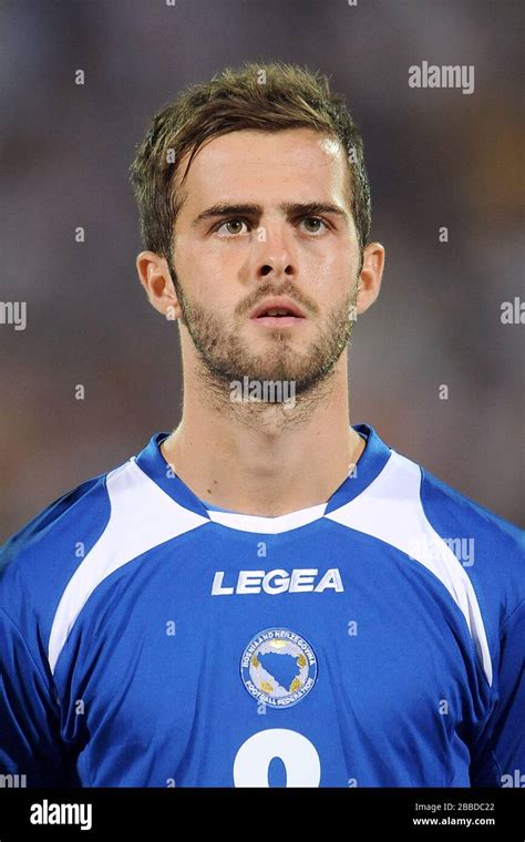 Miralem Pjanić con Bosnia y Herzegovina