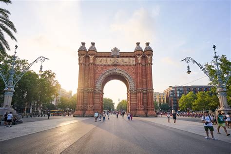 Arco del Triunfo de Barcelona y Passeig Lluís Companys