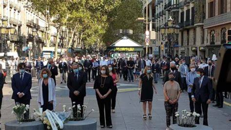 Homenaje a víctimas del atentado en Las Ramblas