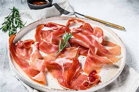 Jamón serrano prosciutto y coppa laminados