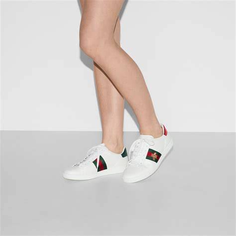 Gucci Ace blancas detalle del diseño