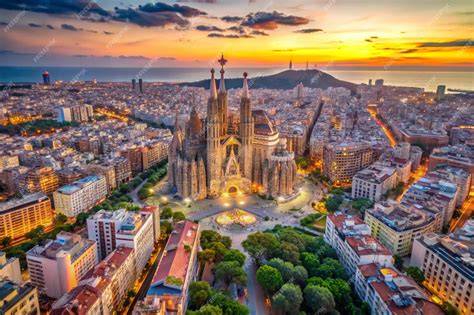 Panorámica urbana de Barcelona y costa