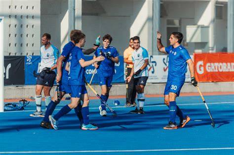 Equipo chileno sub 16 hockey césped foto grupal