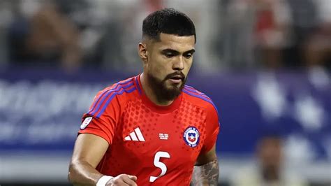 Paulo Díaz con la selección chilena