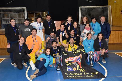 Celebración de campeonato de básquetbol