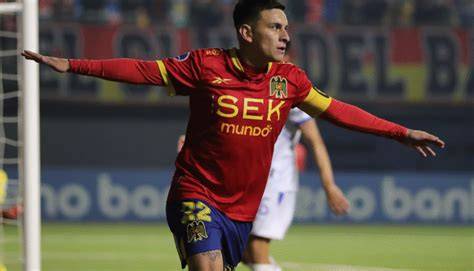 Pablo Aránguiz con camiseta de Unión Española