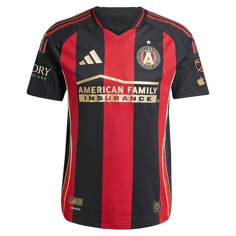 Detalle de camiseta Atlanta United FC