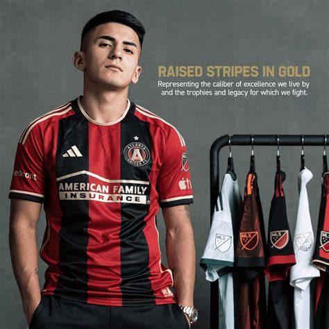 Uniforme titular 2023 Atlanta United