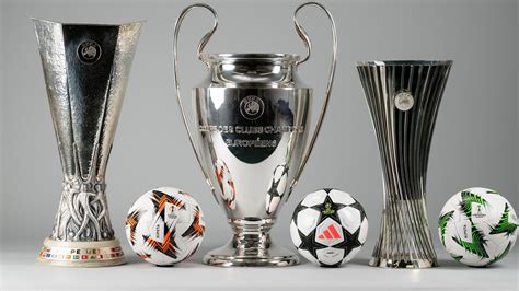 Trofeos de Premier League y Champions League