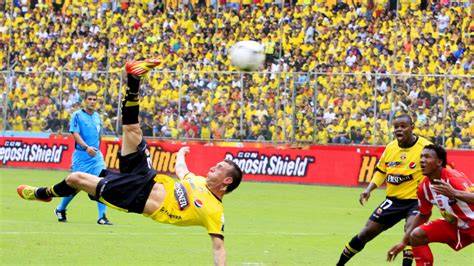 Gol de chilena de Damián Díaz