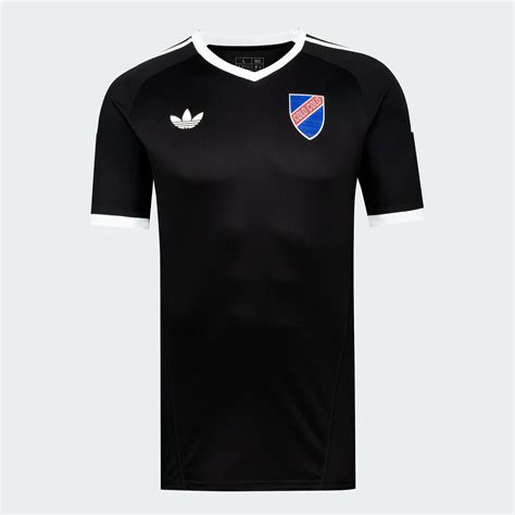 camiseta negra retro Colo-Colo Adidas