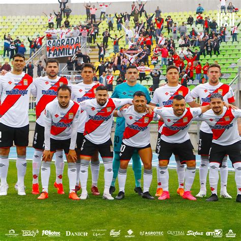 Curicó Unido celebra victoria en Copa Chile