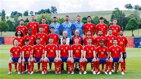 Selección de fútbol con jugadores altos