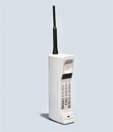 Primer teléfono móvil Motorola DynaTAC