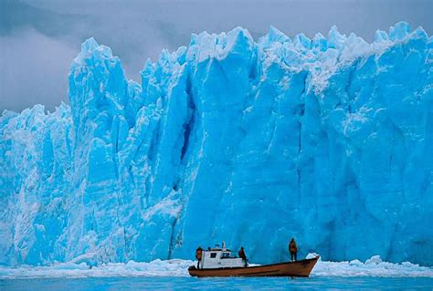 Glaciar y témpanos de Laguna San Rafael