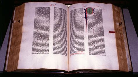 Imprenta de Gutenberg y Biblia latina