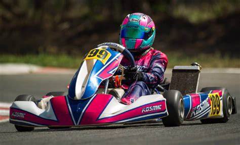 karting femenino en pista chilena