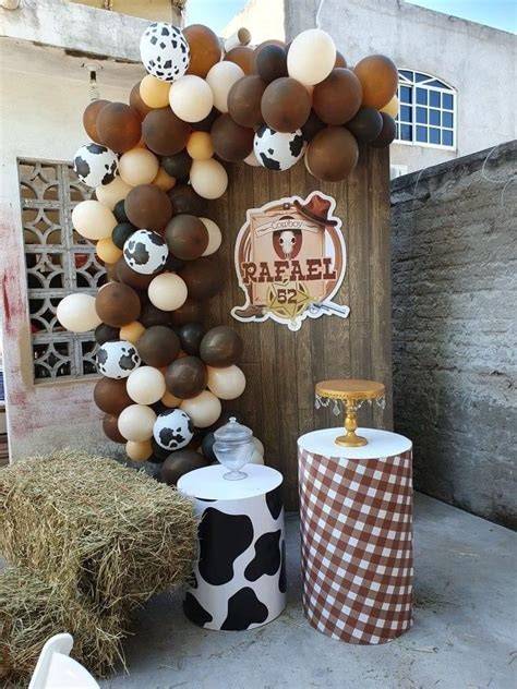 Decoración de fiesta temática Colo-Colo