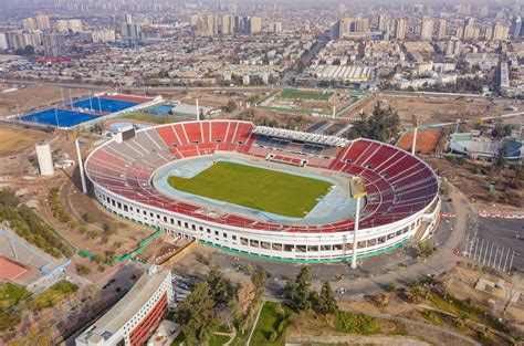 Cancha del Estadio Nacional vista aérea