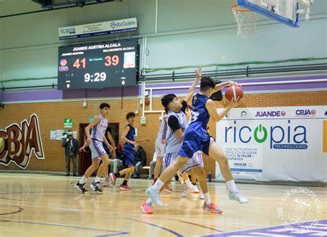 Partido de baloncesto Junior Especial